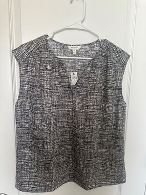 Banana Republic Factory Black & White Textured Grid Cap-Sleeve Blouse